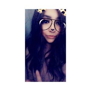 Meet your Posher, Lourdes